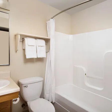 Woodspring Suites Chicago Darien