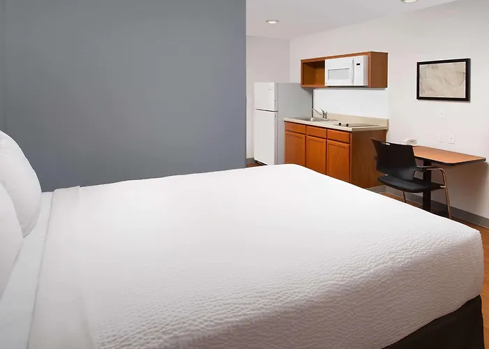 Woodspring Chicago Dari