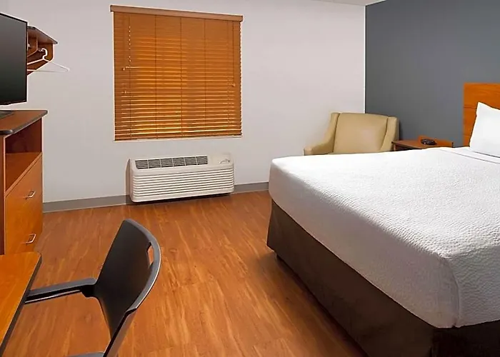 Woodspring Chicago Dari
