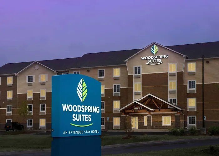 Woodspring Chicago Dari Отель 4*