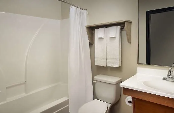 Woodspring Chicago Dari 4*
