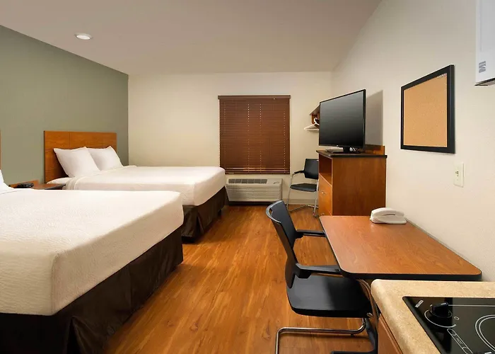 Woodspring Chicago Hotel Darien